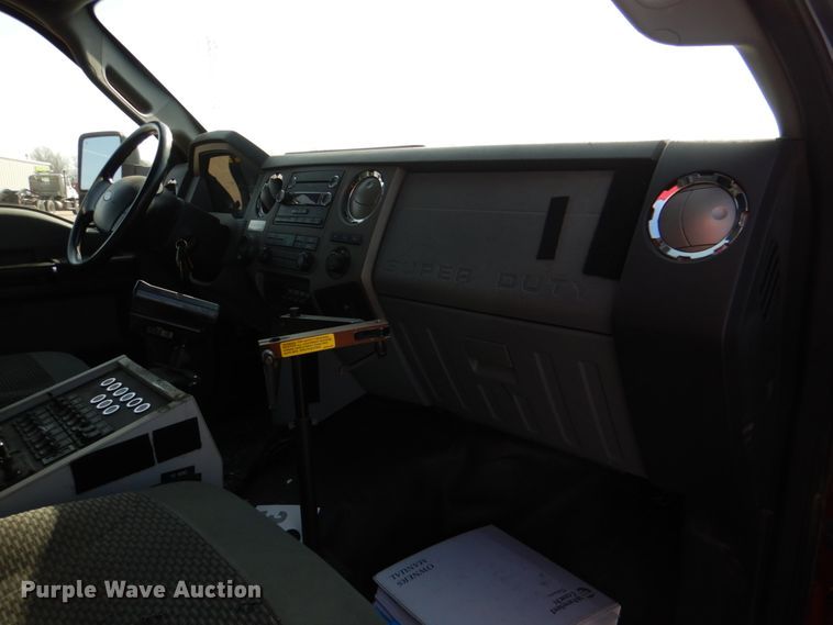 image for item JL9104 2011 Ford F650 Super Duty  ambulance