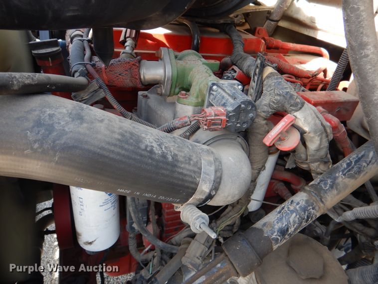 image for item JL9104 2011 Ford F650 Super Duty  ambulance