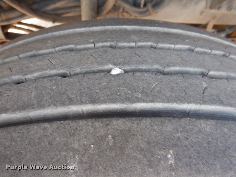 image for item JL9104 2011 Ford F650 Super Duty  ambulance