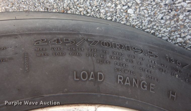 image for item JL9104 2011 Ford F650 Super Duty  ambulance