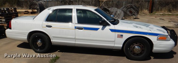 image for item JL9107 2006 Ford Crown Victoria Police Interceptor