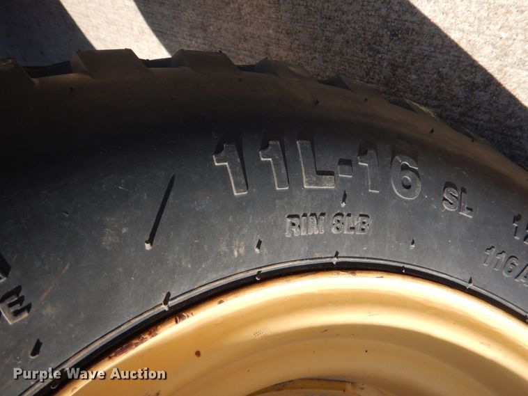 image for item JL9108 1997 New Holland 555E  backhoe