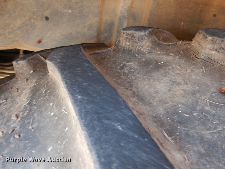 image for item JL9108 1997 New Holland 555E  backhoe