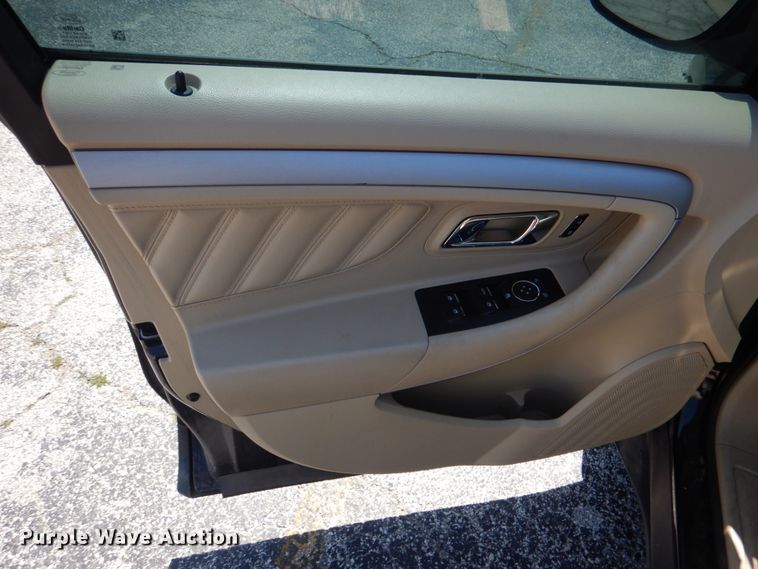 image for item JL9109 2017 Ford Taurus