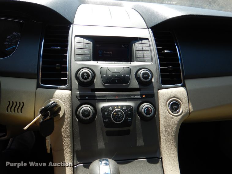 image for item JL9109 2017 Ford Taurus