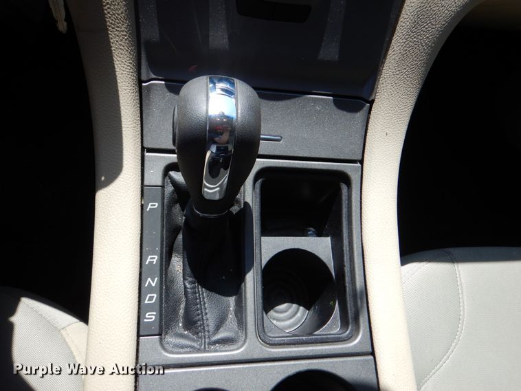 image for item JL9109 2017 Ford Taurus