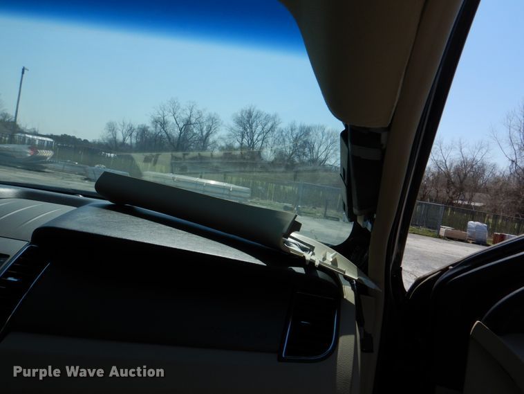 image for item JL9109 2017 Ford Taurus