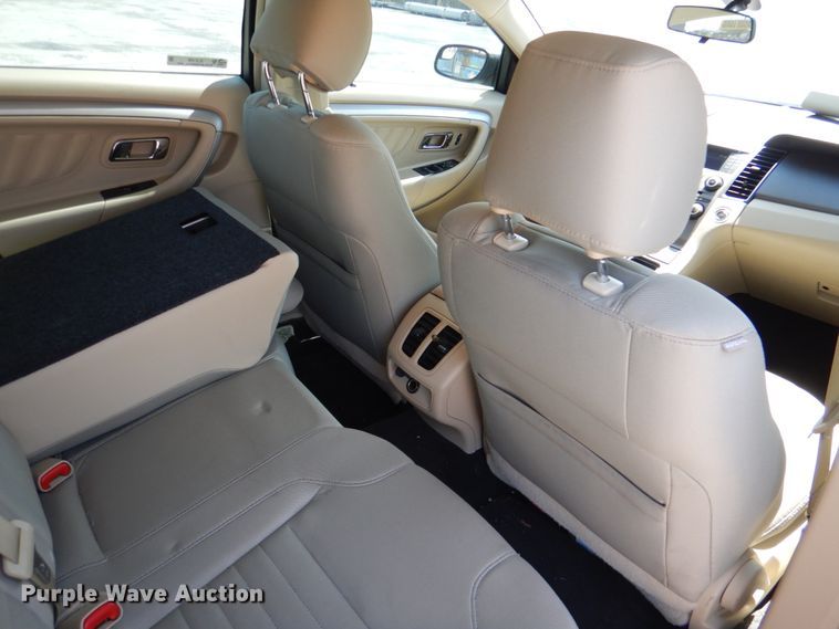 image for item JL9109 2017 Ford Taurus