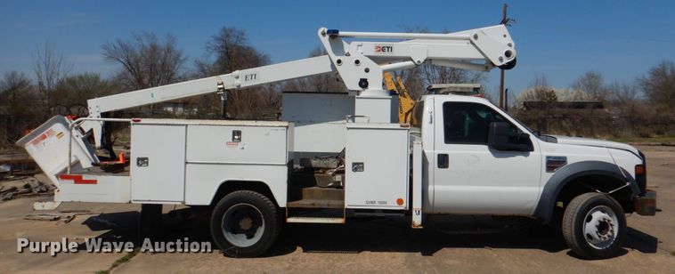 image for item JL9111 2008 Ford F450 Super Duty  bucket truck