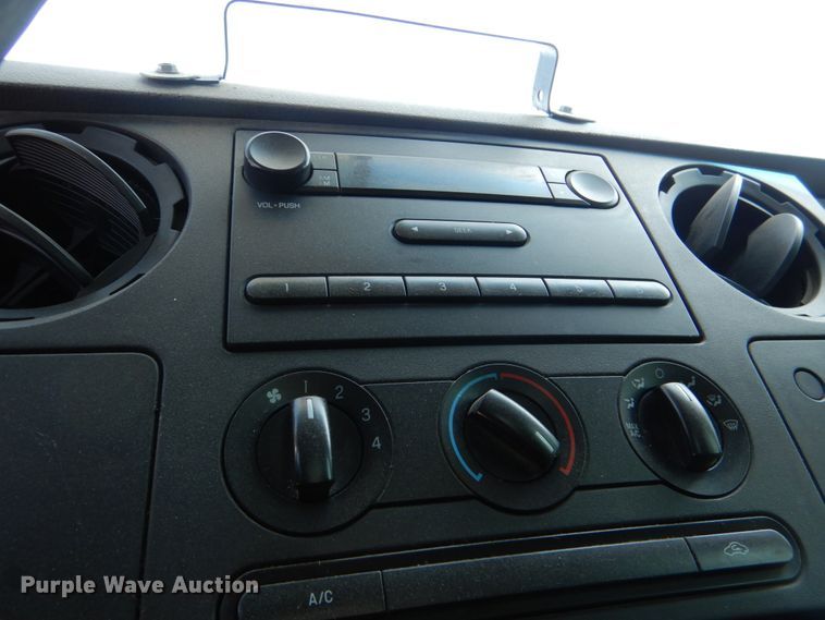 image for item JL9111 2008 Ford F450 Super Duty  bucket truck