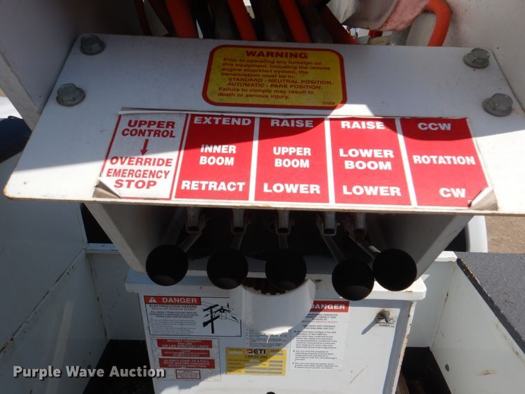 image for item JL9111 2008 Ford F450 Super Duty  bucket truck