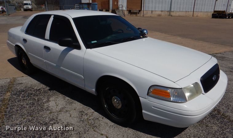 image for item JL9114 2008 Ford Crown Victoria Police Interceptor