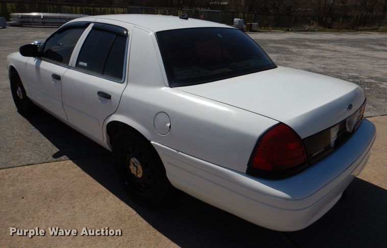 image for item JL9114 2008 Ford Crown Victoria Police Interceptor