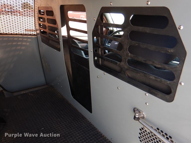 image for item JL9114 2008 Ford Crown Victoria Police Interceptor