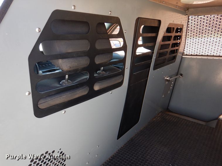 image for item JL9114 2008 Ford Crown Victoria Police Interceptor