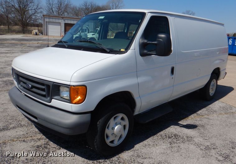 image for item JL9115 2007 Ford E150  van