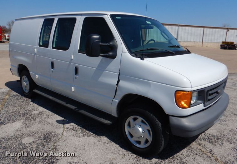 image for item JL9115 2007 Ford E150  van