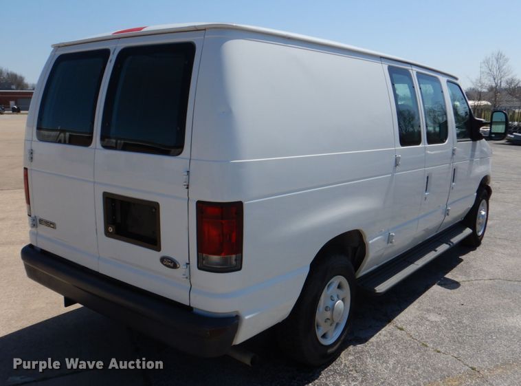image for item JL9115 2007 Ford E150  van