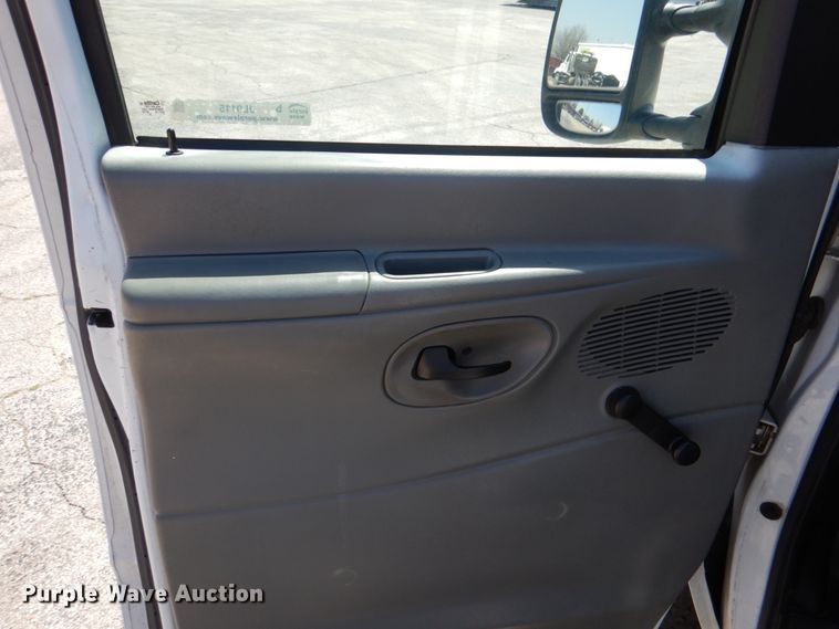 image for item JL9115 2007 Ford E150  van