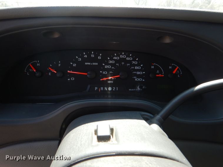 image for item JL9115 2007 Ford E150  van