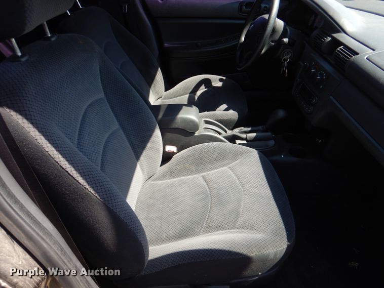 image for item JL9116 2006 Dodge Stratus