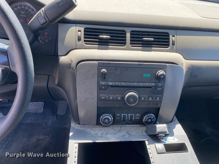 image for item JL9117 2013 Chevrolet Tahoe Police  SUV