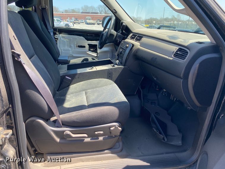 image for item JL9117 2013 Chevrolet Tahoe Police  SUV