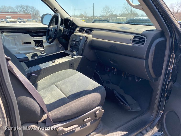 image for item JL9117 2013 Chevrolet Tahoe Police  SUV