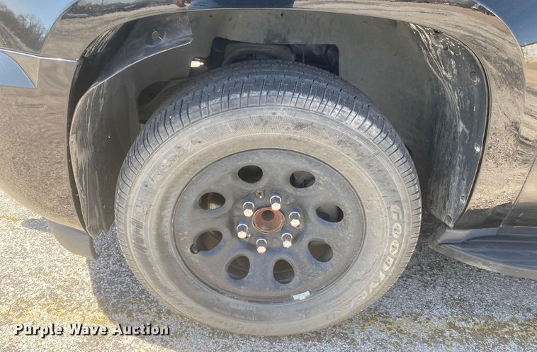 image for item JL9117 2013 Chevrolet Tahoe Police  SUV