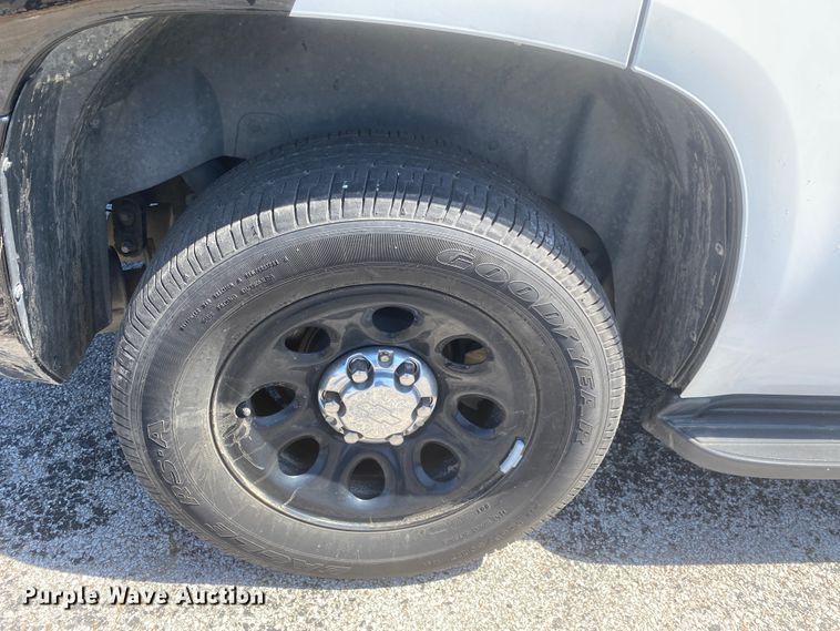 image for item JL9117 2013 Chevrolet Tahoe Police  SUV