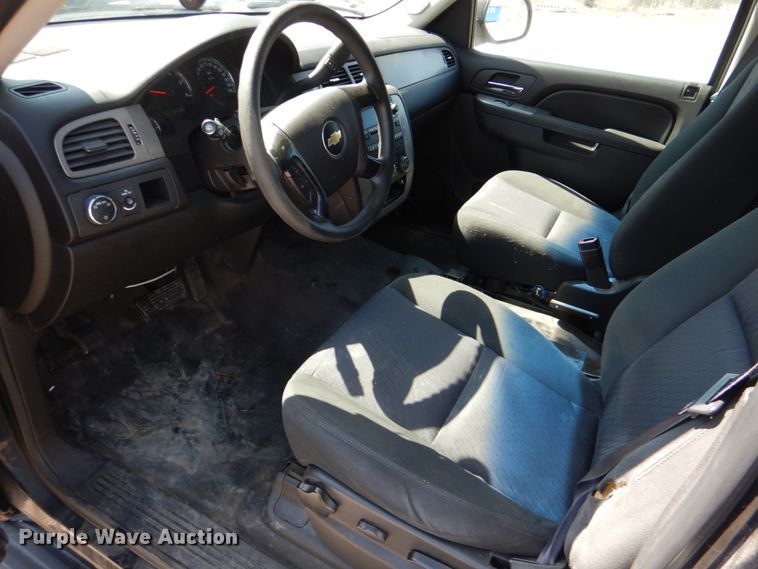 image for item JL9118 2013 Chevrolet Tahoe Police  SUV