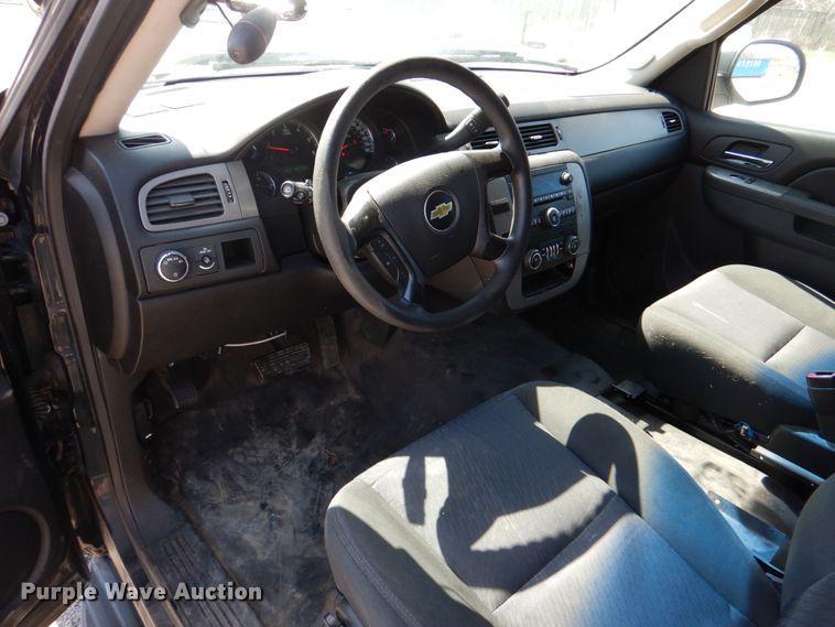 image for item JL9118 2013 Chevrolet Tahoe Police  SUV