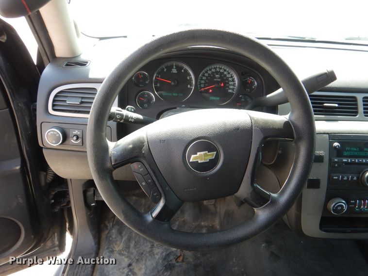 image for item JL9118 2013 Chevrolet Tahoe Police  SUV