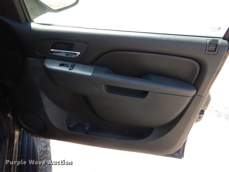 image for item JL9118 2013 Chevrolet Tahoe Police  SUV