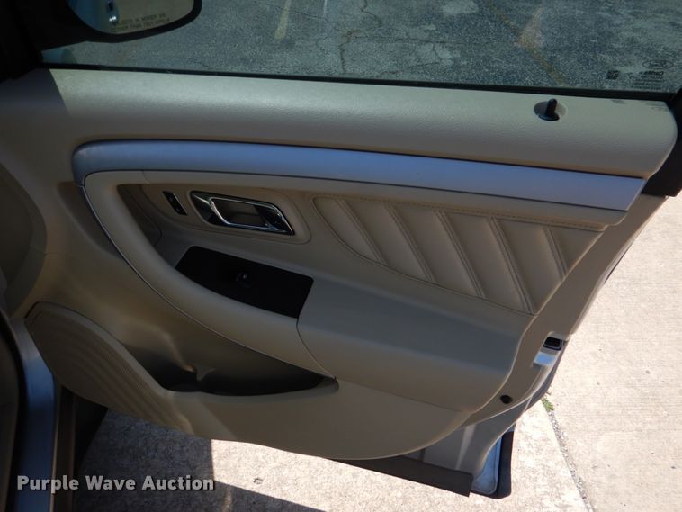 image for item JL9119 2017 Ford Taurus