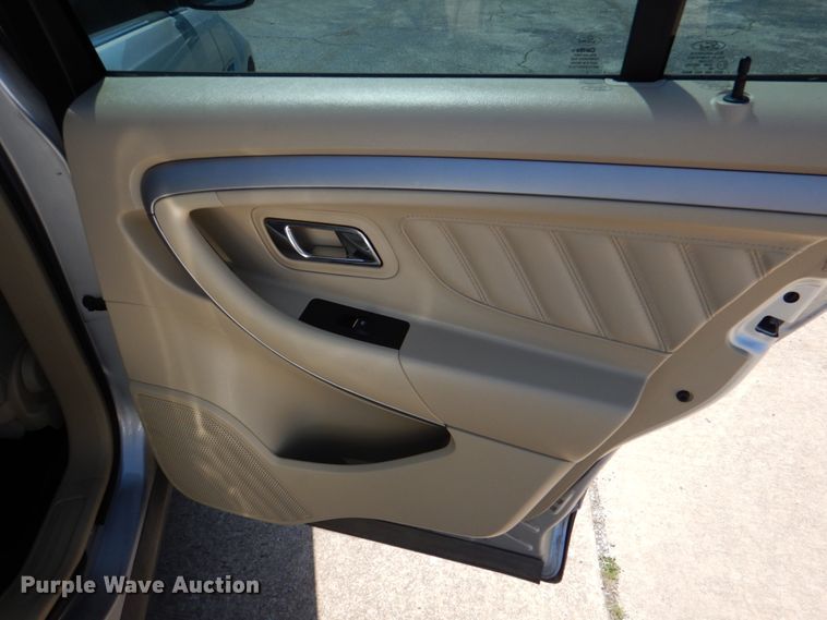 image for item JL9119 2017 Ford Taurus