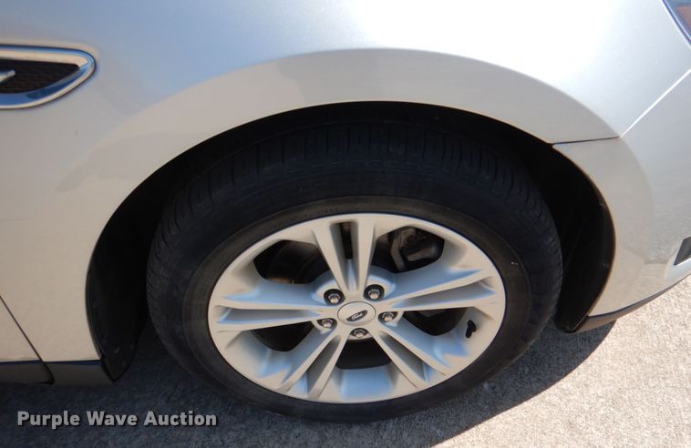 image for item JL9119 2017 Ford Taurus