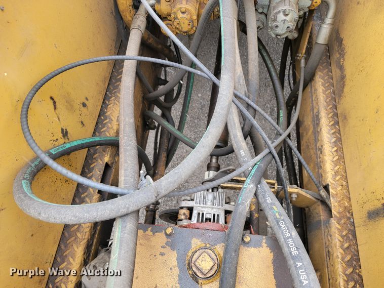 image for item JL9691 Blaw-Knox RW195  road widener