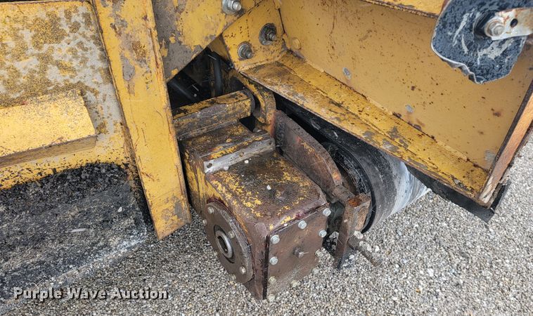 image for item JL9691 Blaw-Knox RW195  road widener