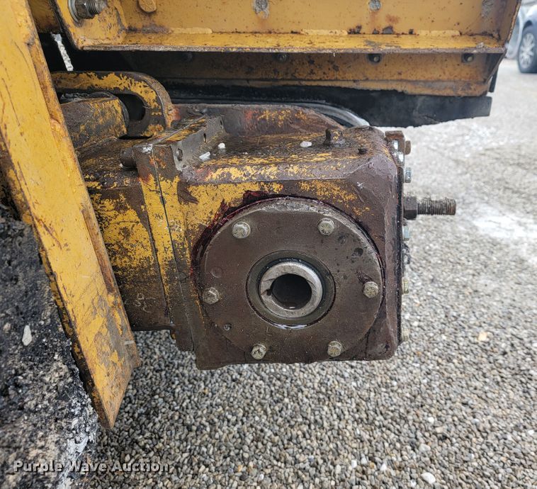 image for item JL9691 Blaw-Knox RW195  road widener