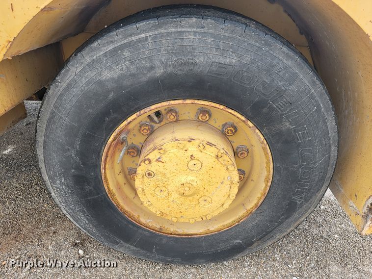 image for item JL9691 Blaw-Knox RW195  road widener