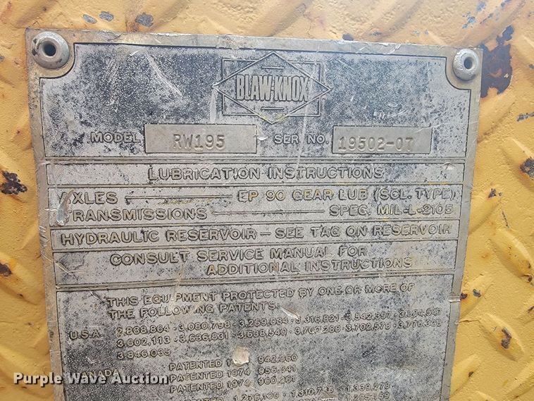 image for item JL9691 Blaw-Knox RW195  road widener