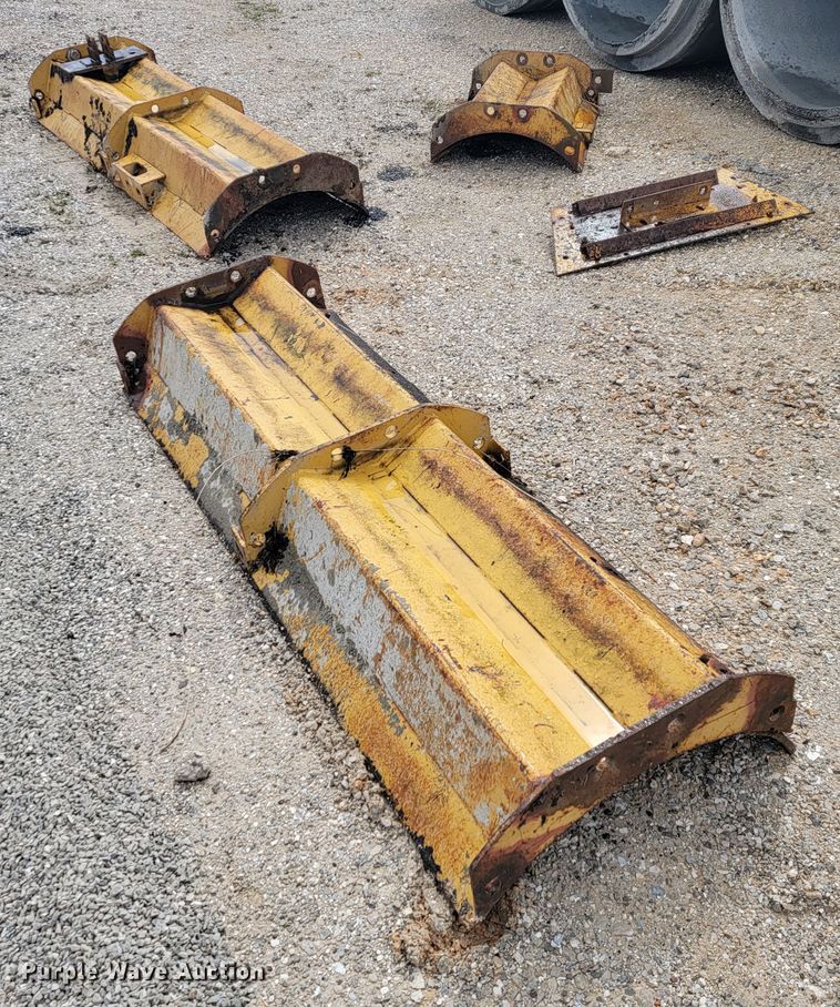 image for item JL9691 Blaw-Knox RW195  road widener