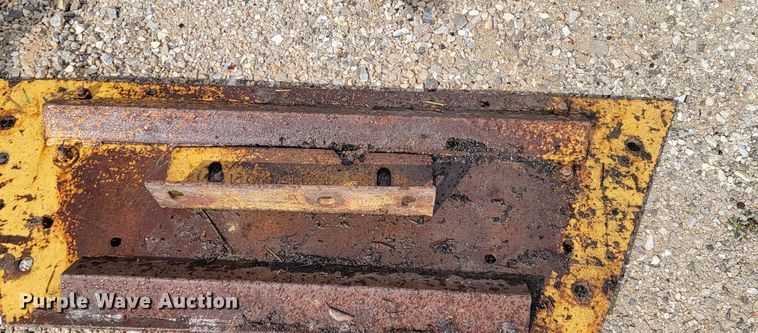 image for item JL9691 Blaw-Knox RW195  road widener