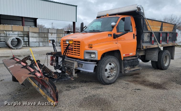 image for item JL9693 2008 GMC C7C042  dump truck