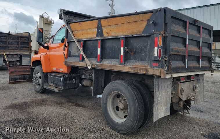 image for item JL9693 2008 GMC C7C042  dump truck