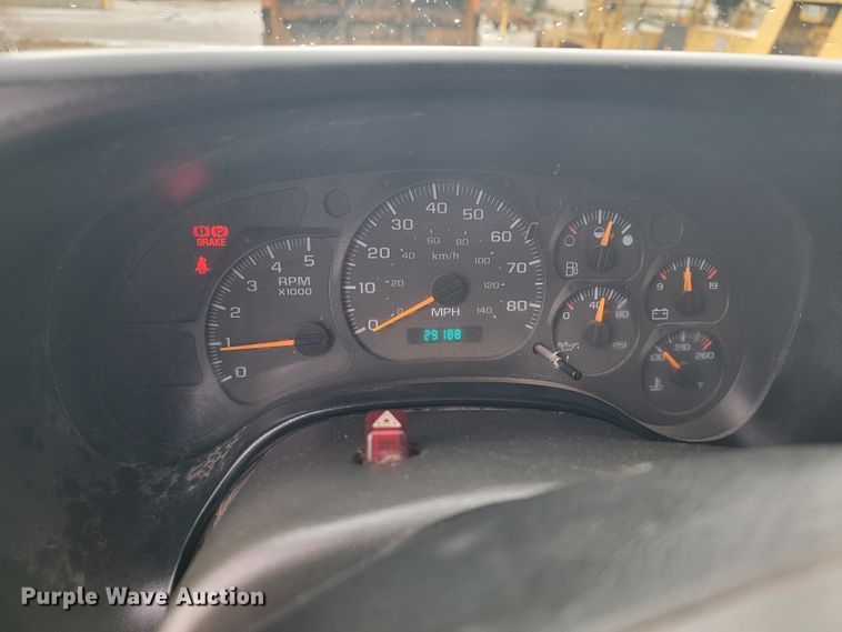 image for item JL9693 2008 GMC C7C042  dump truck