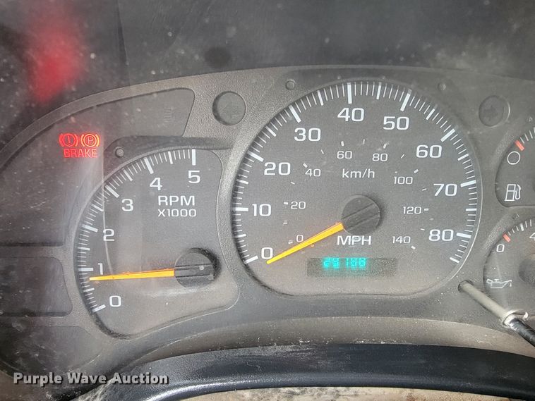 image for item JL9693 2008 GMC C7C042  dump truck