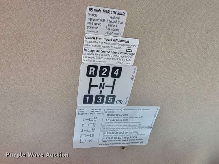 image for item JL9693 2008 GMC C7C042  dump truck