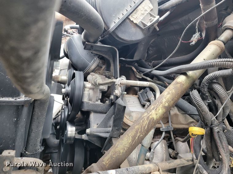 image for item JL9693 2008 GMC C7C042  dump truck